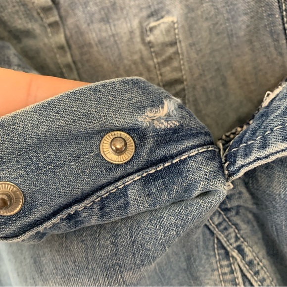 Y2K Button Front Denim Mini Skirt Santa Barbara Light Wash Denim Skirt - Picture 3 of 4